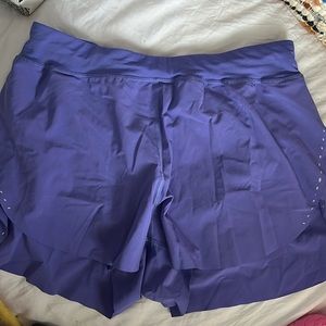 Lululemon short